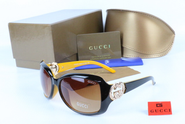 GUCCl Boutique Sunglasses 023